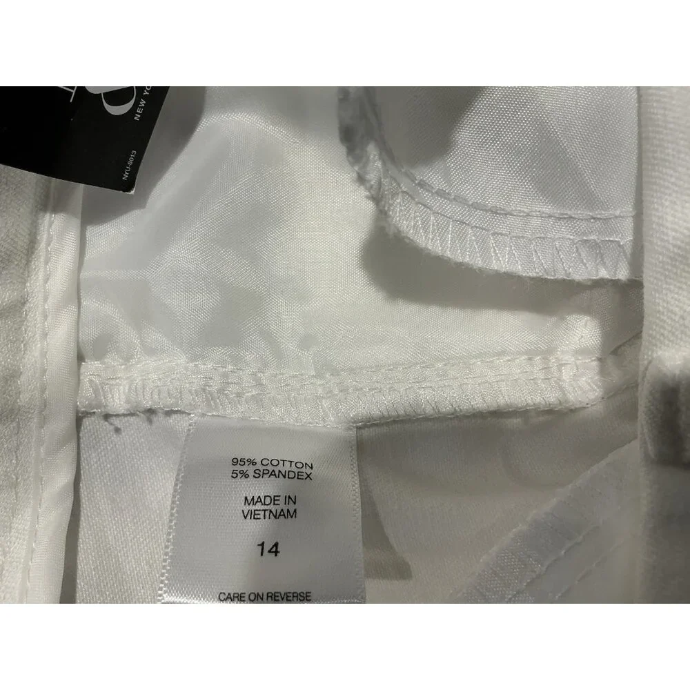 New York & Company Audrey Slim Leg Crop Women's 4 Way Stretch Size 14 White NWT - Picture 9 of 12